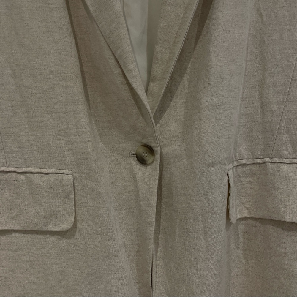 Beige Blazer - Picture 5 of 5